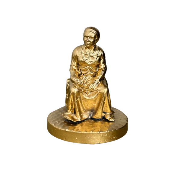 Miniatura Religiosa Preta Velha em Resina 3D Dourada 5 cm Miniatura Religiosa Preta Velha em Resina 3D Dourada 5 cm