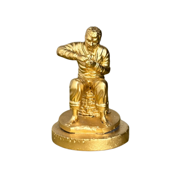 Miniatura Religiosa Preto Velho em Resina 3D Dourada 5 cm Miniatura Religiosa Preto Velho em Resina 3D Dourada 5 cm