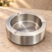 Cinzeiro de Metal Alta Qualidade Redondo 11 cm 3,5 Apoios