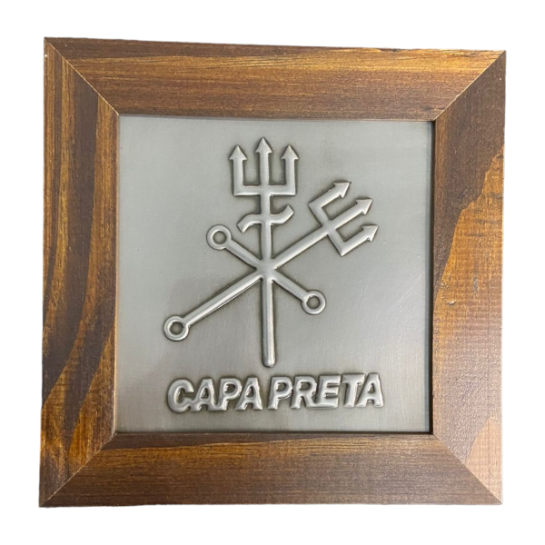 Quadro Exú Capa Preta Madeira Imbuia e Metal 16 x 16 cm Quadro Exú Capa Preta Madeira Imbuia e Metal 16 x 16 cm