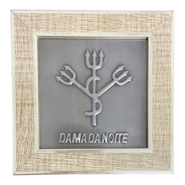Quadro Dama da Noite Madeira Carvalho e Metal 13 x13 cm Quadro Dama da Noite Madeira Carvalho e Metal 13 x13 cm