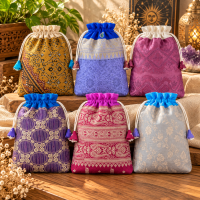 Saquinho Indiano Porta Tarô Baralho e Oráculos 19 cm Estampas Sortidas